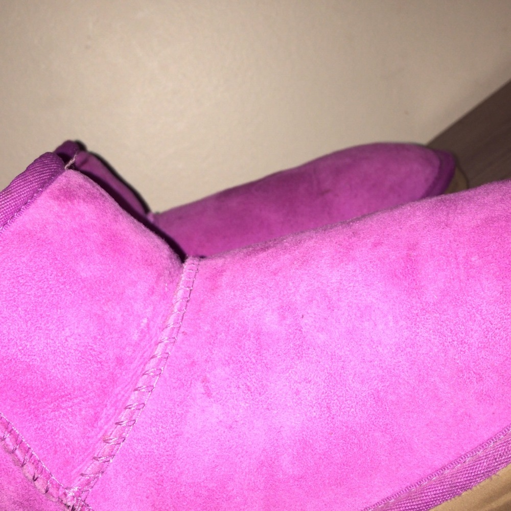 Mini pink classic uggs